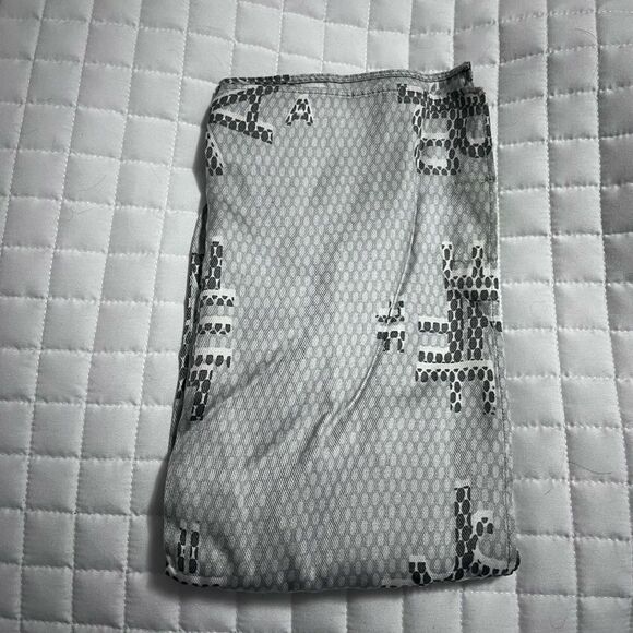 India Hicks Graphicks Scarf - NWT - Picture 4 of 6